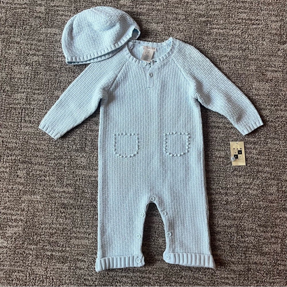 Max Studio Baby boy knit one piece outfit with cap light blue 6-9 months